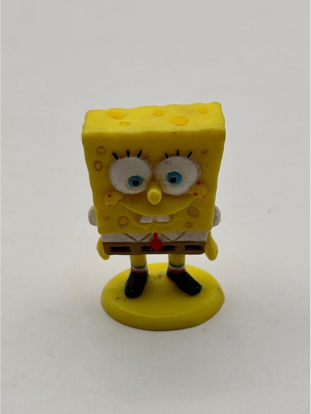 Nickelodeon Sponge Bob Square Pants mini figurine 2009 Yellow tie